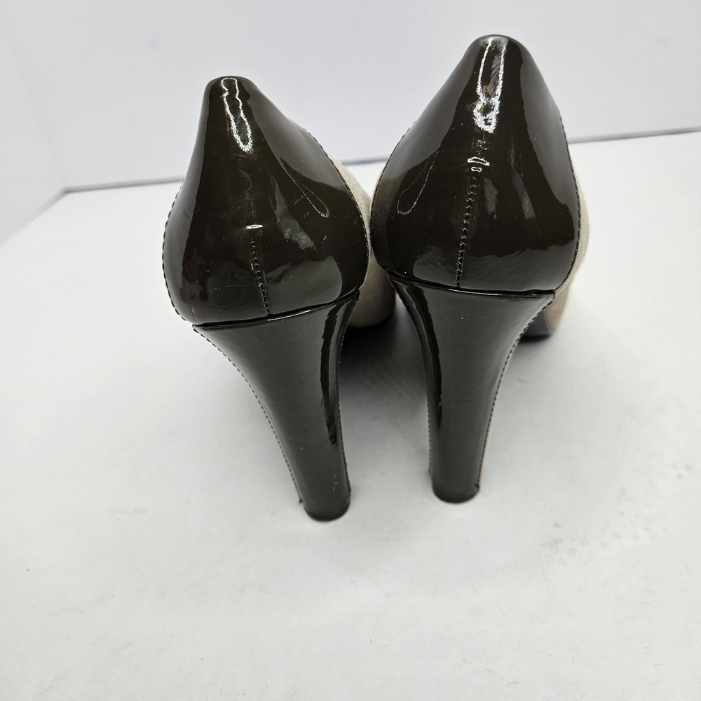 Lauren Ralph Lauren Beige Suede Heels Leather Upper Size 9B Heel 4" - Picture 4 of 9